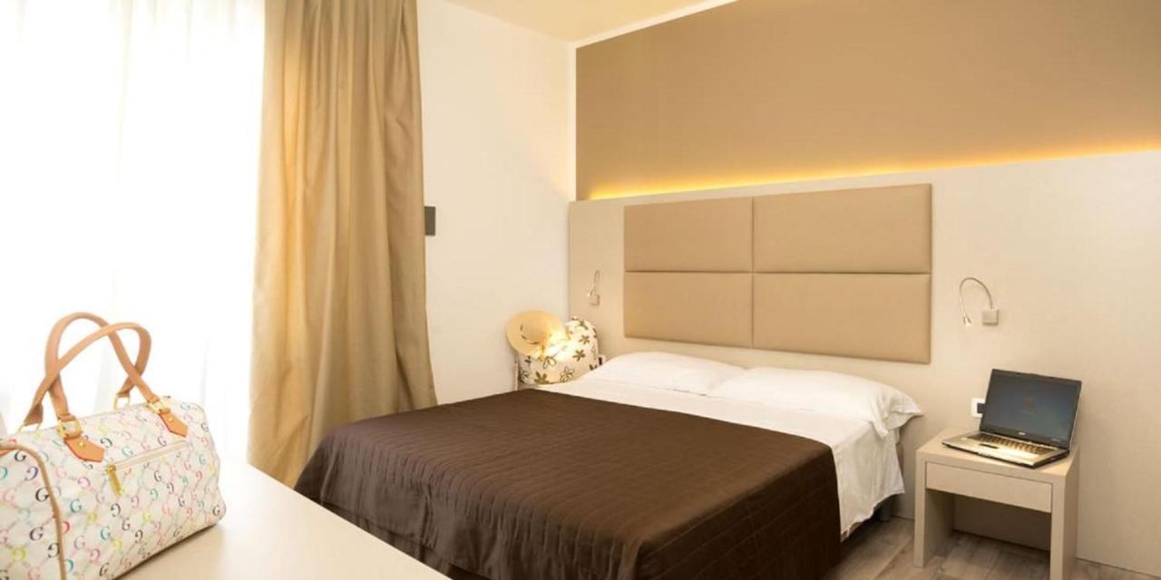 Hotel Trevi Lido di Jesolo Dış mekan fotoğraf