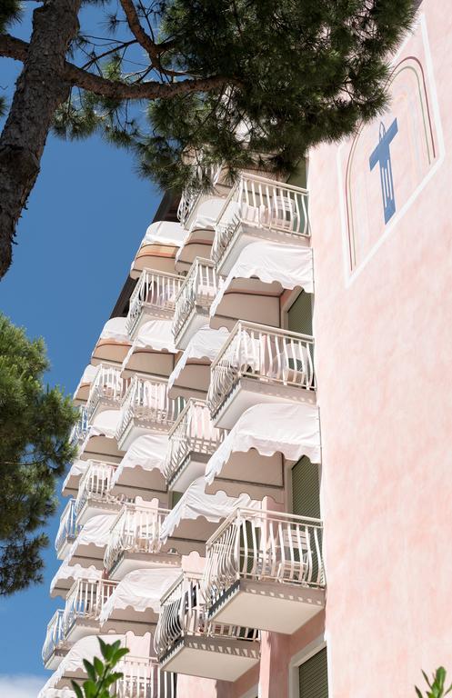 Hotel Trevi Lido di Jesolo Dış mekan fotoğraf
