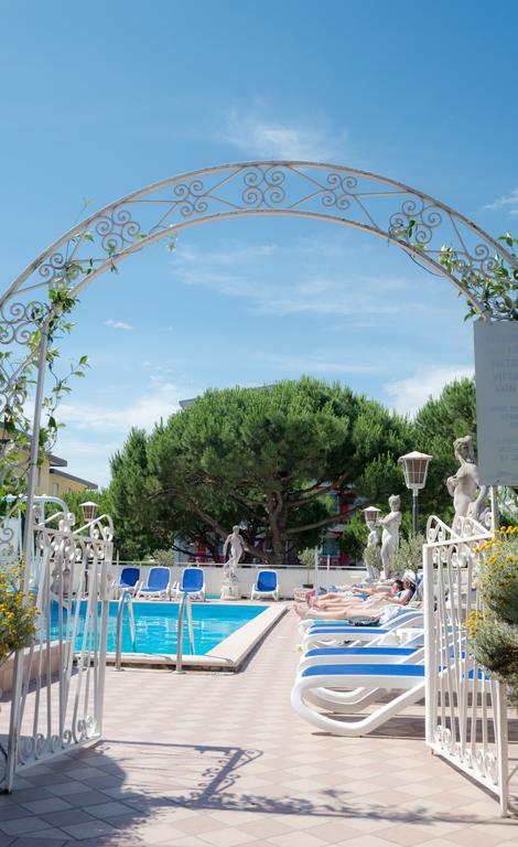 Hotel Trevi Lido di Jesolo Dış mekan fotoğraf